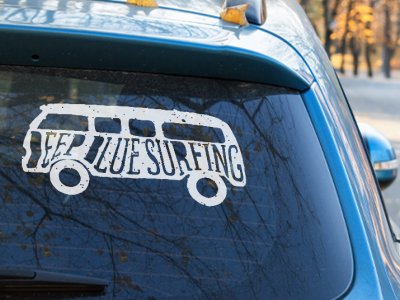 מדבקת צורנית לרכב ואן