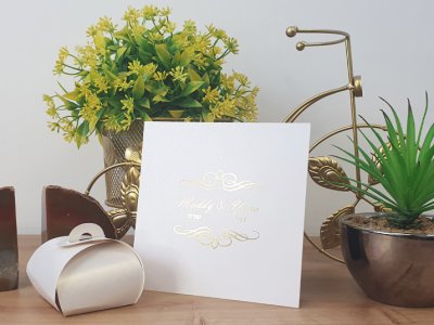 הזמנה לחתונה הטבעת זהב עיטורי גלים