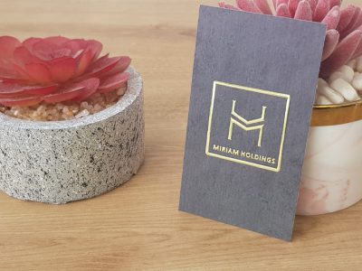 כרטיס ביקור יוקרתי עם לוגו בלכה 2