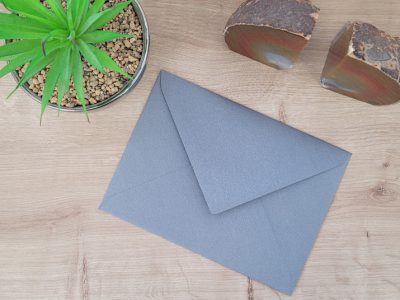 מעטפה צבעונית 12-18 אפור בהיר מנצנץ