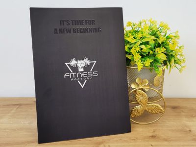 פולדר מאמן אישי עם לכה