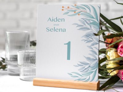 מספרי שולחן ממותג עלים